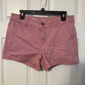 Women’s a.n.a mid rise 3.5 inch inseam shorts